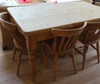 Pine Breakfast Table and 6 Chairs